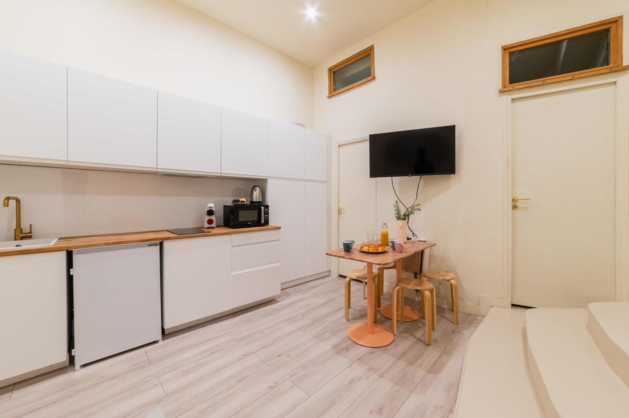 Charmant Appartement Moderne Haut Marais - 4P - Flat-Guest Paris Exterior photo
