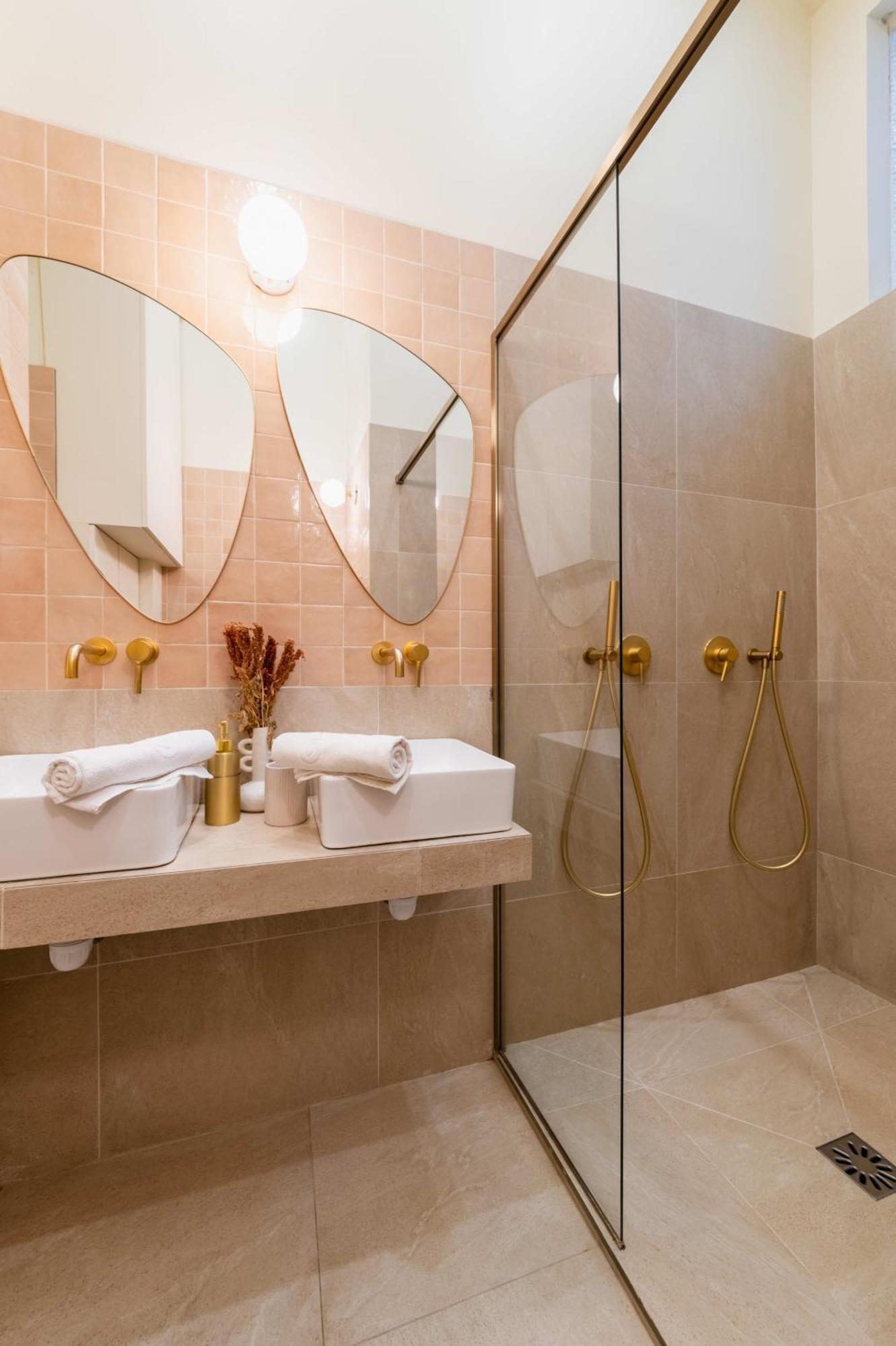 Charmant Appartement Moderne Haut Marais - 4P - Flat-Guest Paris Exterior photo